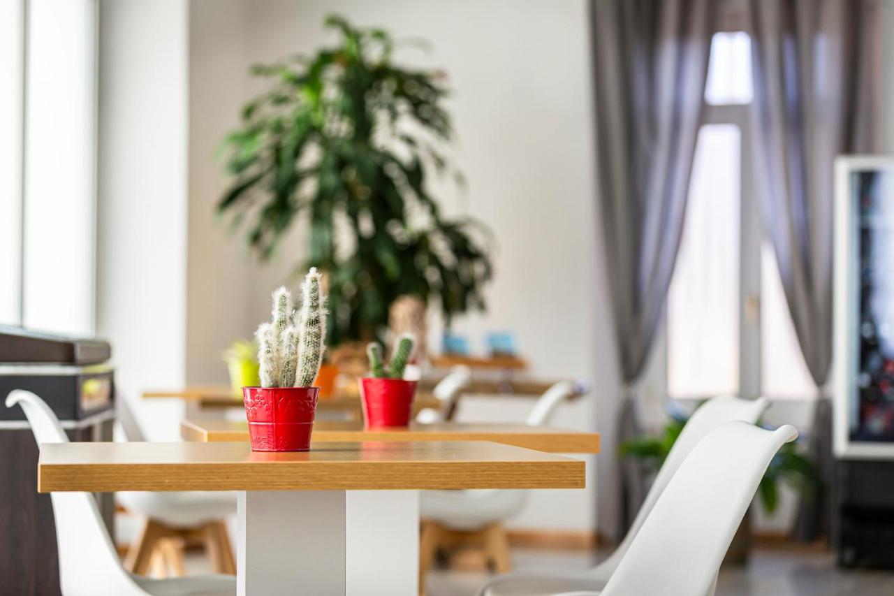 Guesthouse Lugano Apartments By Lr Экстерьер фото